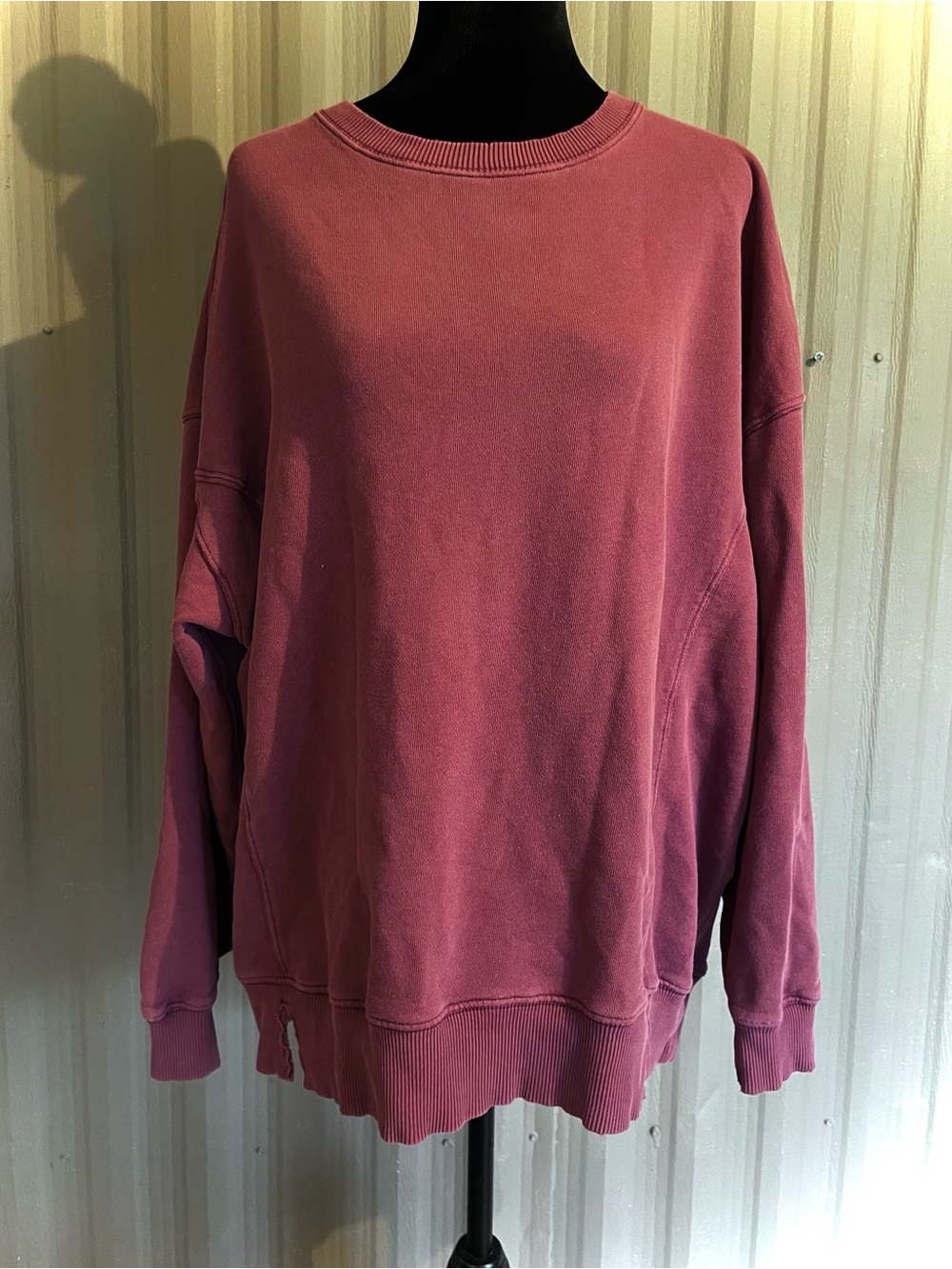 Aerie Slouchy Dark Rose Sweatshirt Oversized Fit Cozy  Chill Slit Hem Pullover M